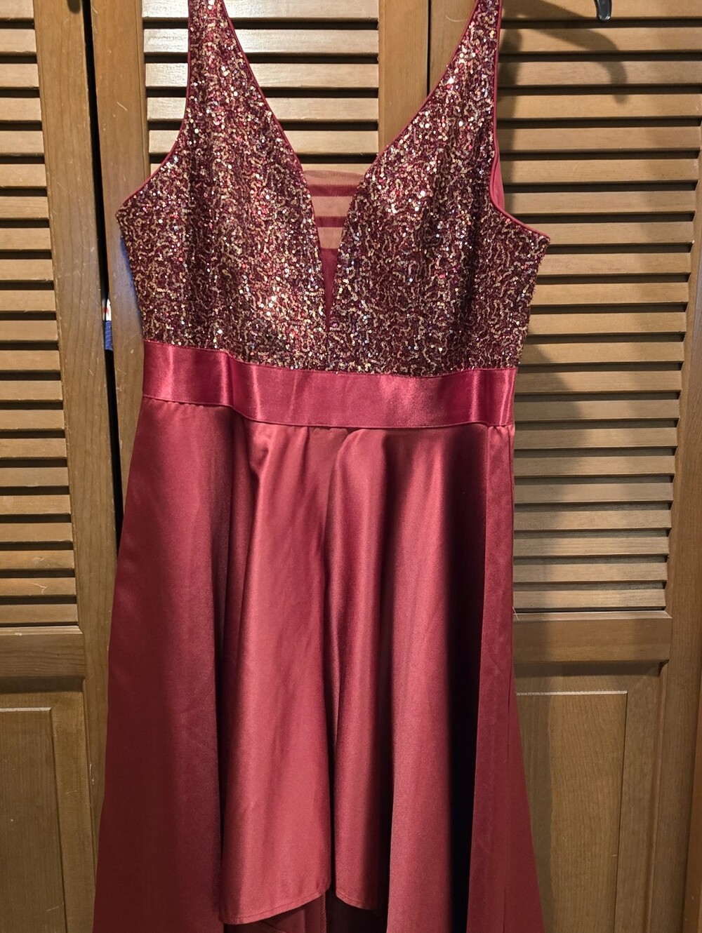 NWT - Plus Size Burgundy High-Low Sequin Evening Prom Dress - Picture 5 of 10